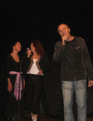 "Kéréon" chanté à trois